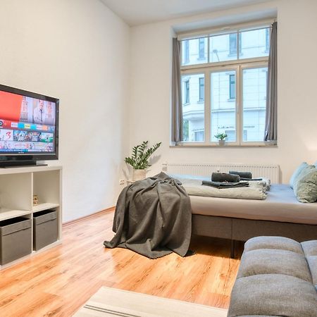 Homy I Altbaucharme Netflix Und Wlan Apartamento Leipzig Exterior foto